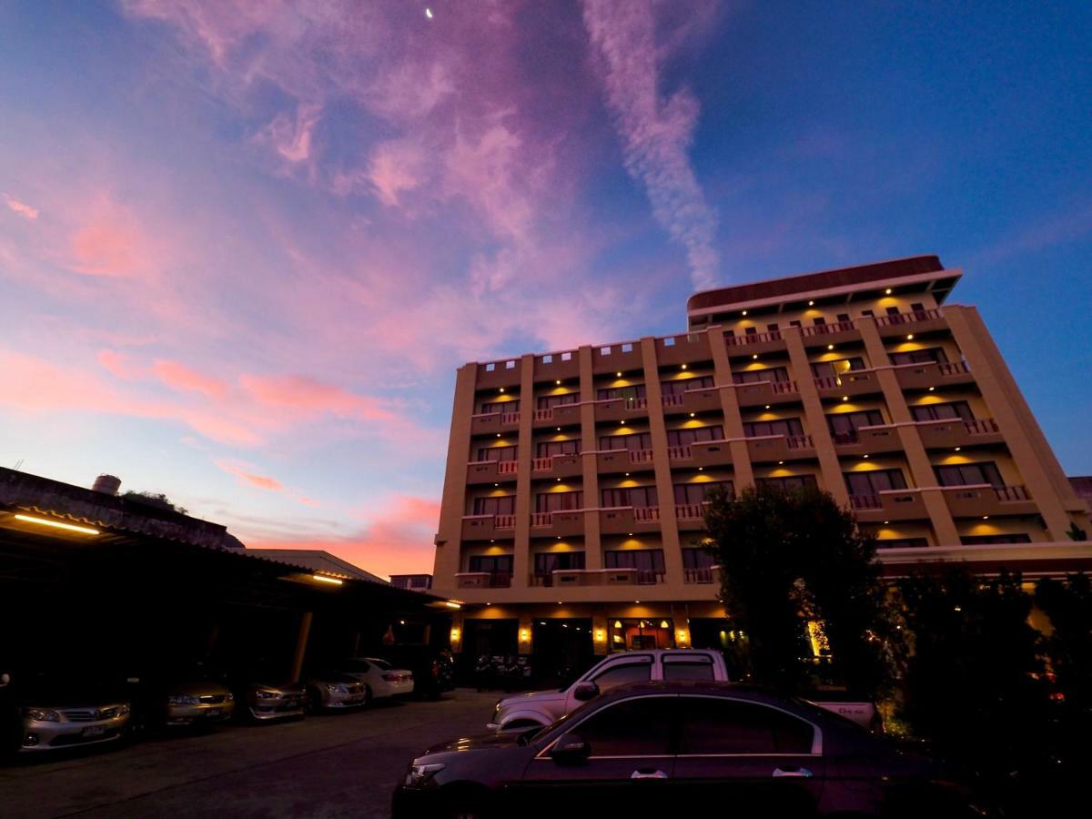 The Centris Hotel Phatthalung Εξωτερικό φωτογραφία